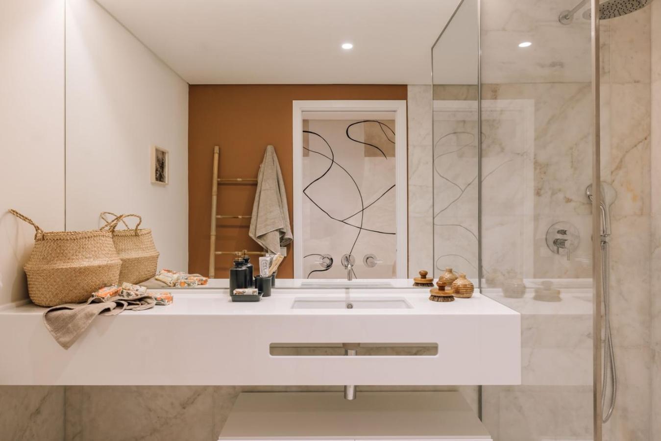 Belmez - 1 Bedroom, Pool And Parking In Arroios Lisboa