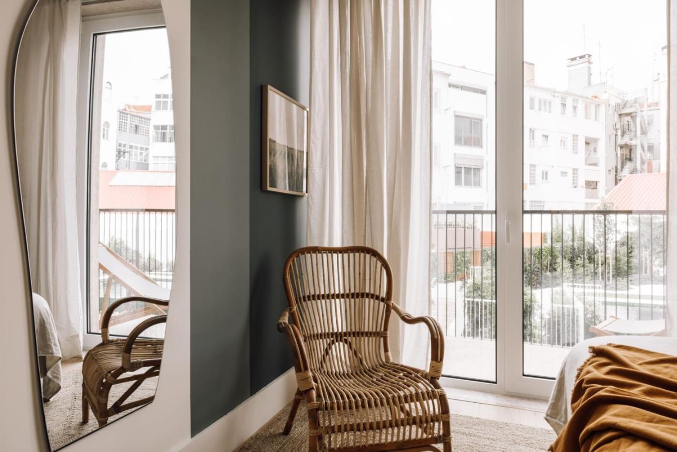 Belmez - 1 Bedroom, Pool And Parking In Arroios Apartment *